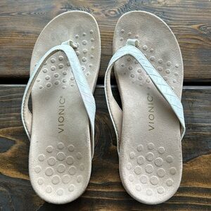 Vionic Women’s Dillion Sandals